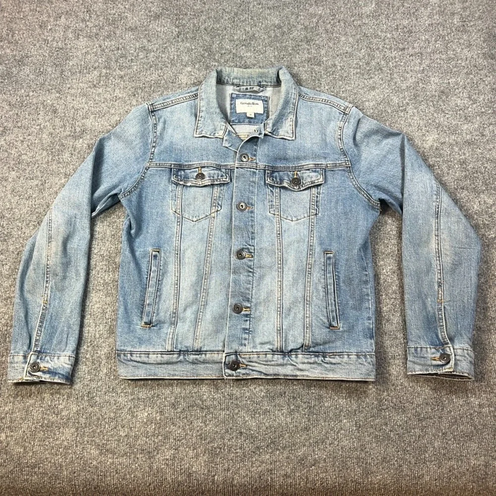 Goodfellow & Co Men Denim Jacket Medium Light Wash Jean Trucker Streetwear Y2K